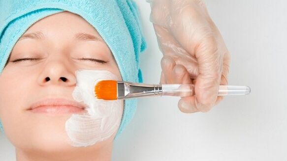 Pleťová maska ​​- ľudový liek na omladenie pokožky doma